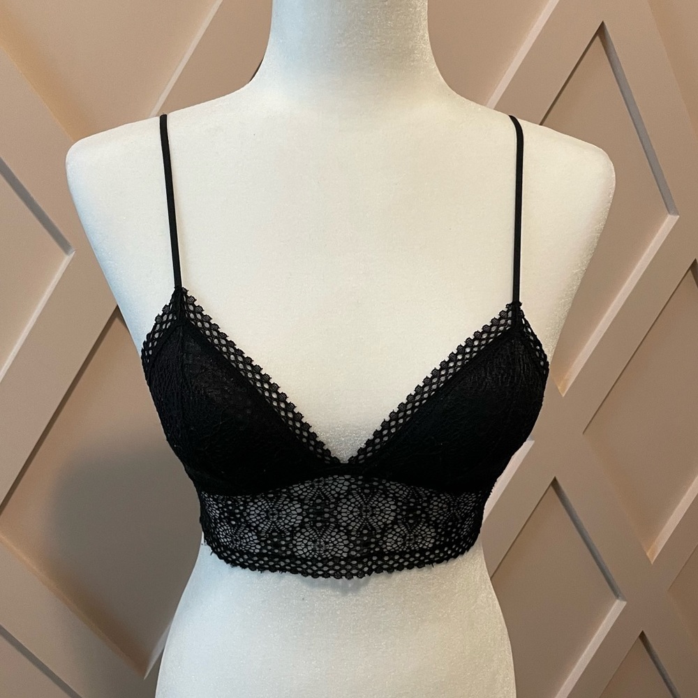 Victoria’s Secret lace bralette